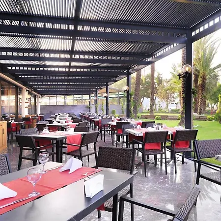 Imperial Tuerkiz & Szálloda