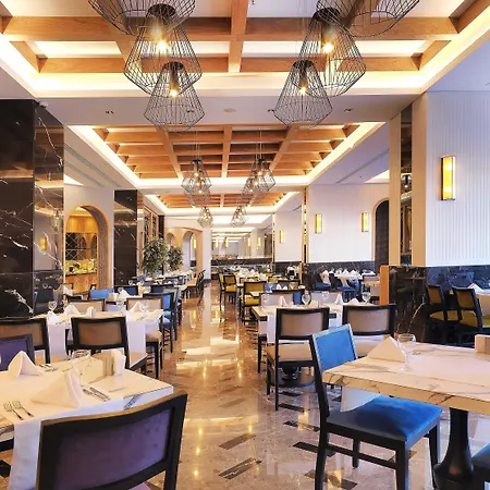 Отель Imperial Tuerkiz & 5*