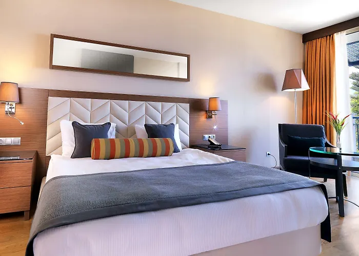 Imperial Tuerkiz & קמר