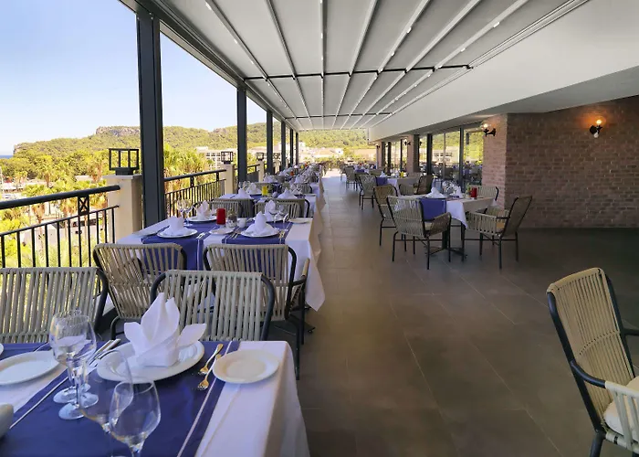 Imperial Tuerkiz & 5* Kemer